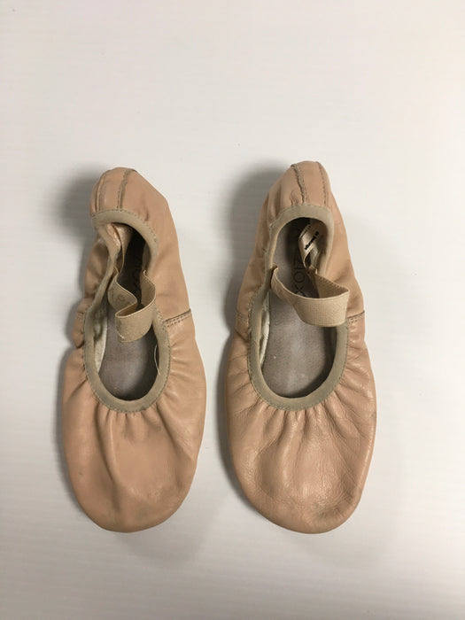 ENCORE RESALE - Adult Ballet Shoes - 5.5W
