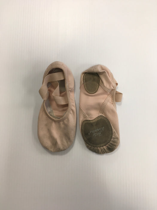 ENCORE RESALE - Adult Ballet Slippers - 6.5