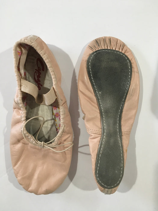 ENCORE RESALE - Adult Ballet Shoes - 7.5