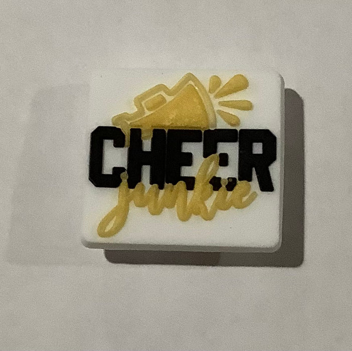Jibbitz Cheer Junkie Gold Spectrum Movement