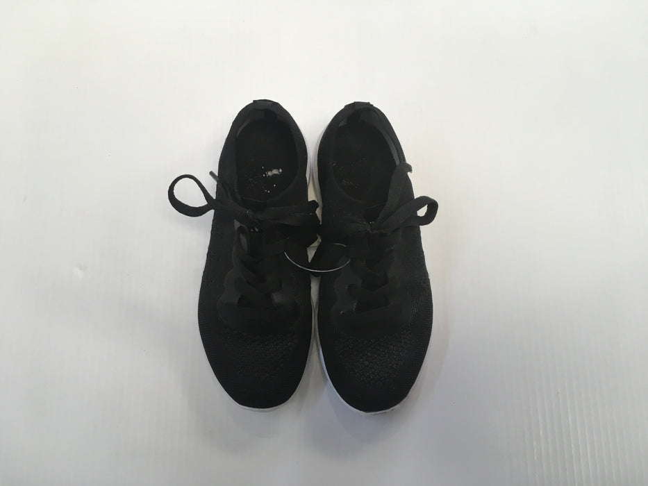 ENCORE RESALE - Child's Dance Sneakers - 1