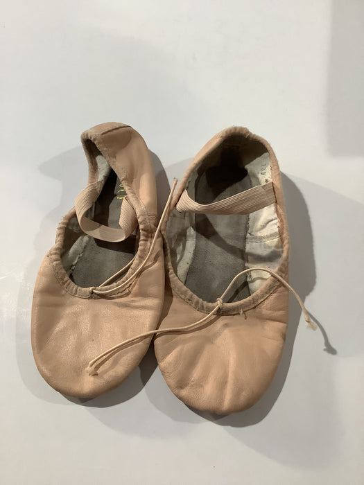 ENCORE RESALE - Child's Ballet Slippers - 13D