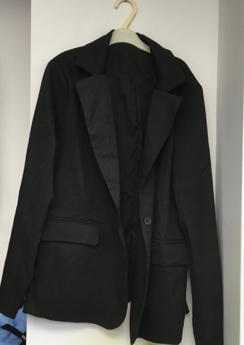 Ladies Large Blazer and Pants - NEW **