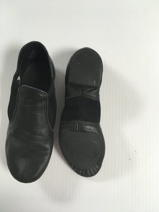 ENCORE RESALE - Adult Jaxx Shoes - 5.5M