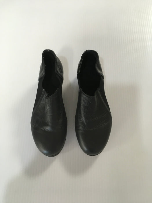 ENCORE RESALE - Tap Shoes Size 5