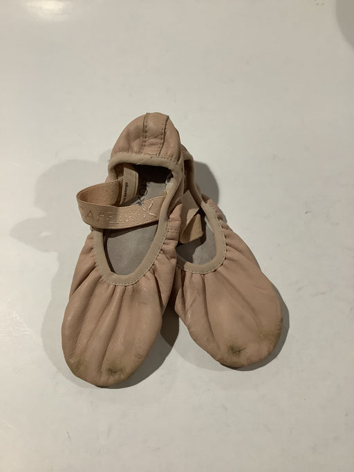 ENCORE RESALE - Child's Ballet Slippers - 12.M