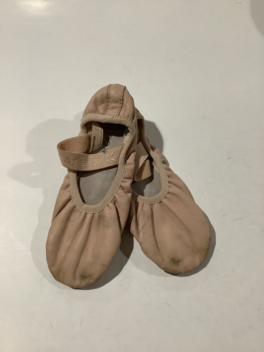 ENCORE RESALE - Child's Ballet Slippers - 12.M
