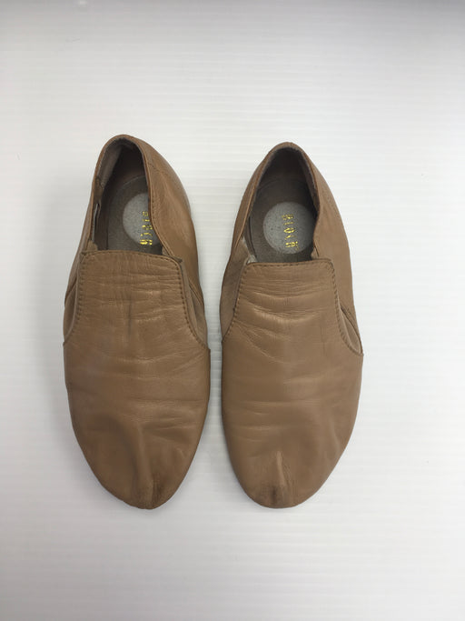 ENCORE RESALE - Child’s Jazz Shoes Size 1.5