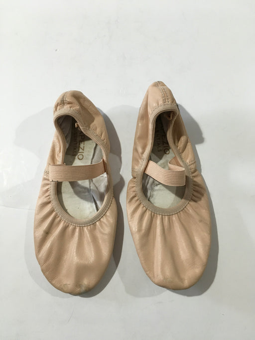 ENCORE RESALE - Adult Ballet Shoes = 4