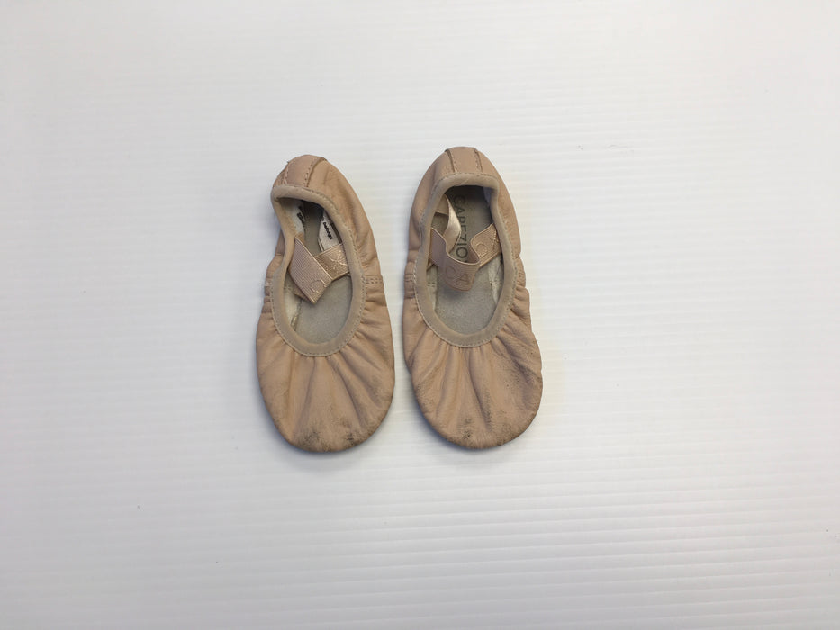 ENCORE RESALE - Child’s Ballet Shoes - 8.5WW