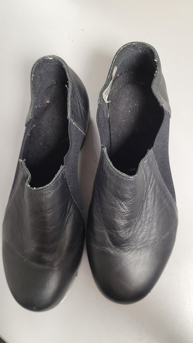 ENCORE RESALE - Adult Tap Shoes - 5M