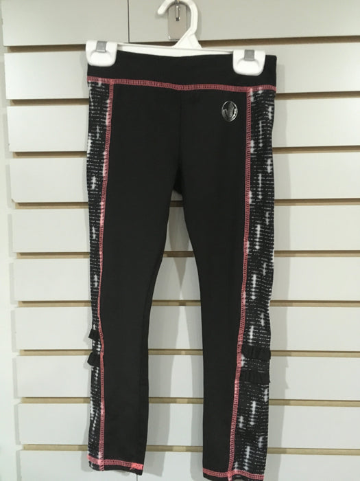 ENCORE RESALE - Child's Top, Shorts and Leggings - 6