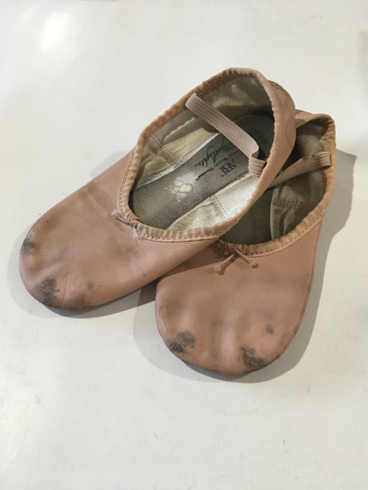 ENCORE RESALE - Child's Ballet Slippers - 13.5