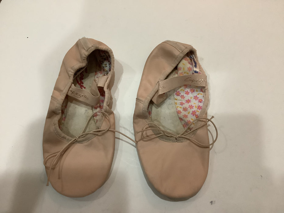 ENCORE RESALE - Adult Ballet Slippers - 4M